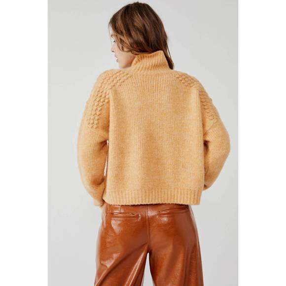 NEW FREE PEOPLE bradley pullover in peach/orange - Picture 2 of 2